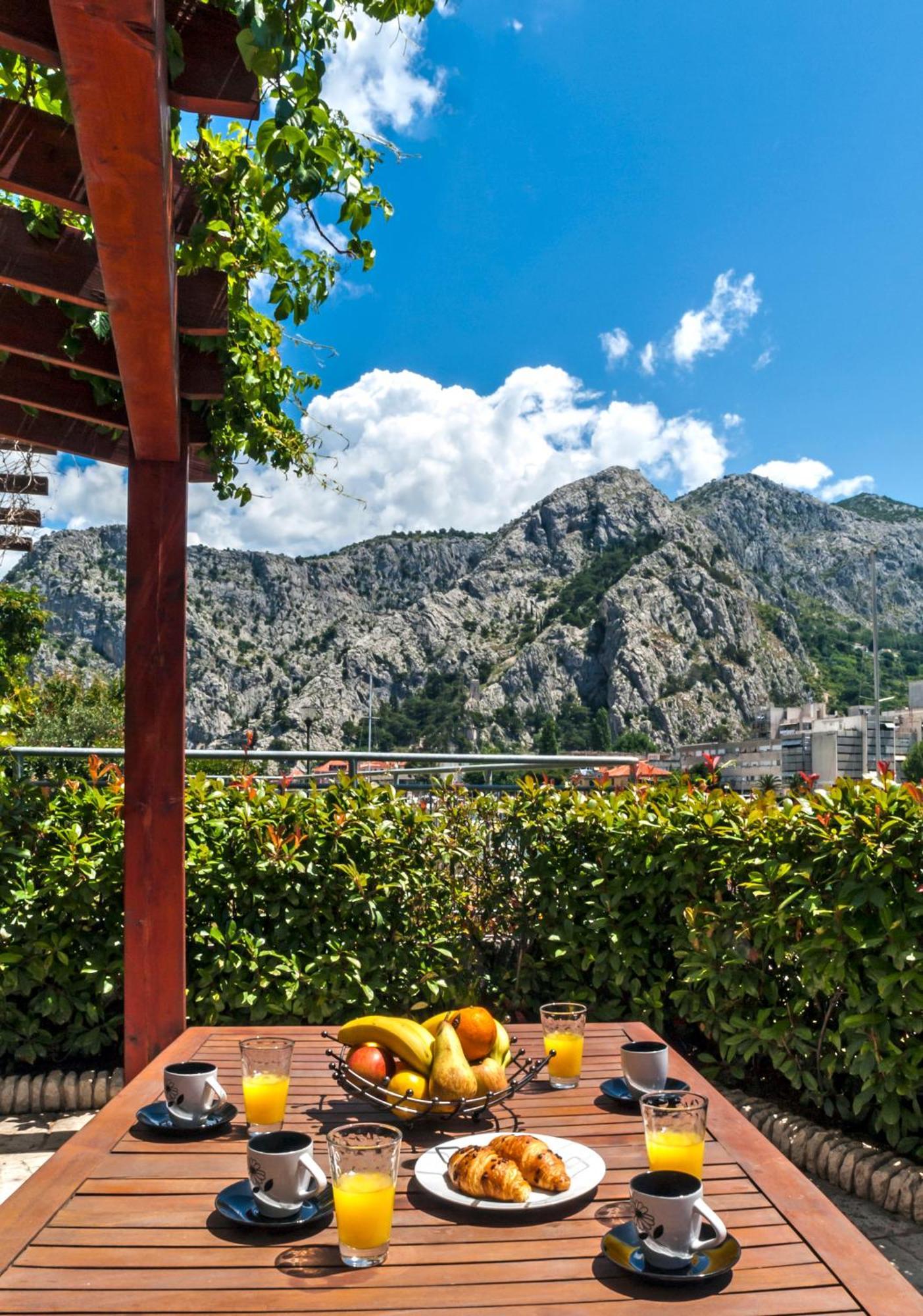 Apartment Lejo Omiš Dış mekan fotoğraf