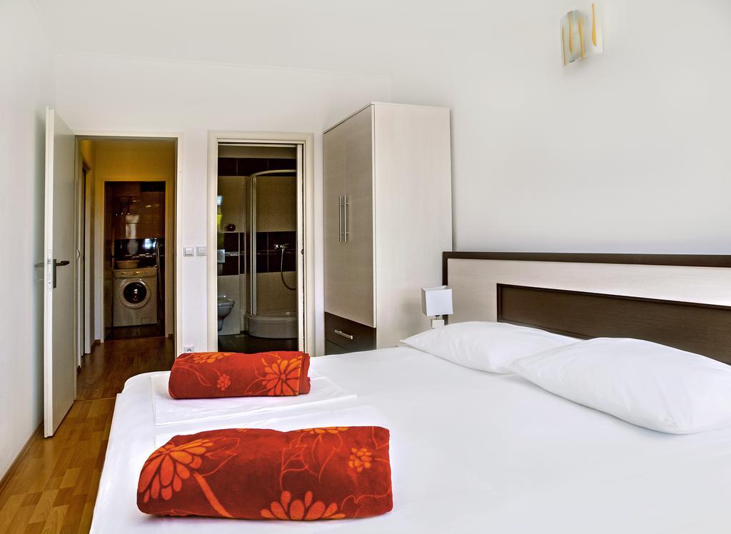 Apartment Lejo Omiš Dış mekan fotoğraf